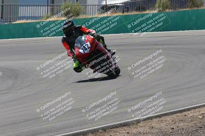 media/Apr-20-2025-AHRMA (Sun) [[393a79c373]]/Race/Group 9/Turn 4b/